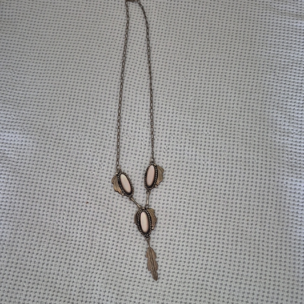 Elegant Pink and Sterling Silver Mop Necklace